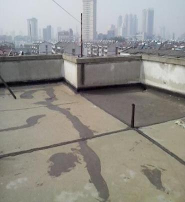 龙口漏水维修 楼顶漏水是什么原因，楼顶漏水维修方法是什么?
